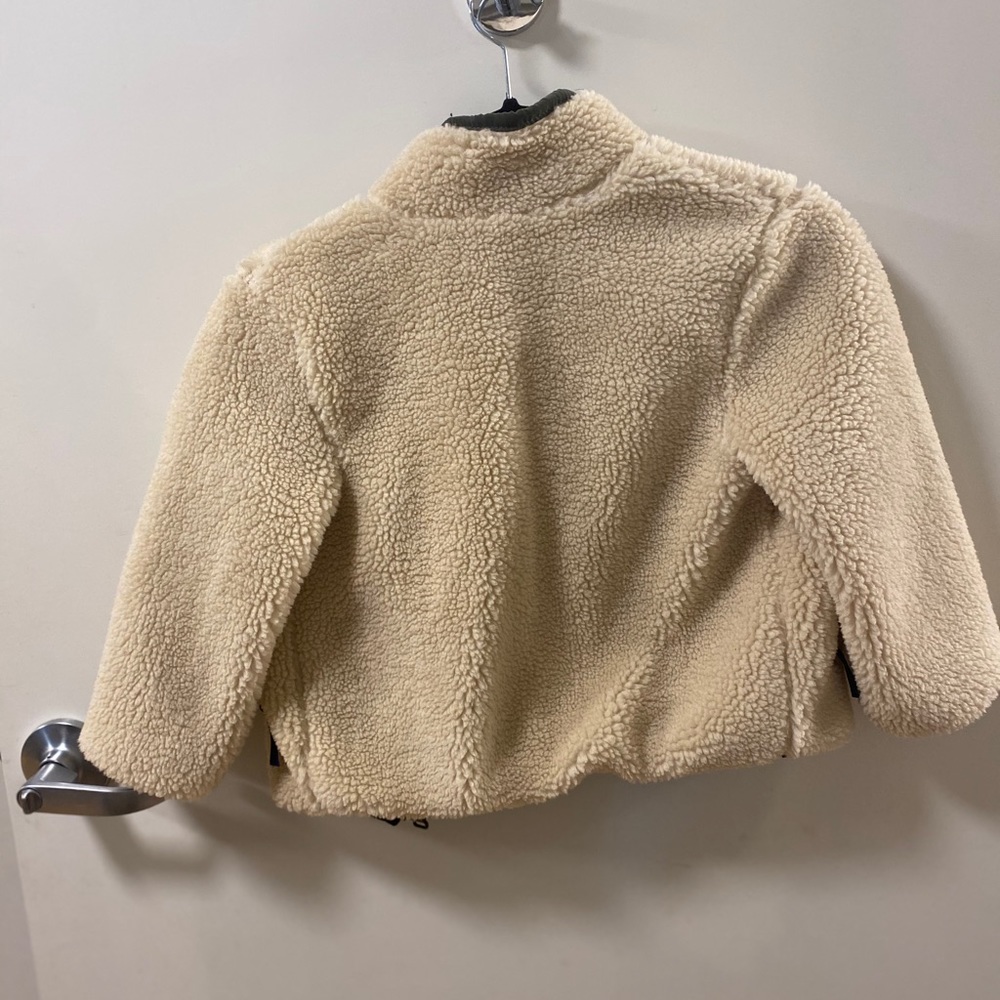 Zara’s jacket - Picture 3 of 3